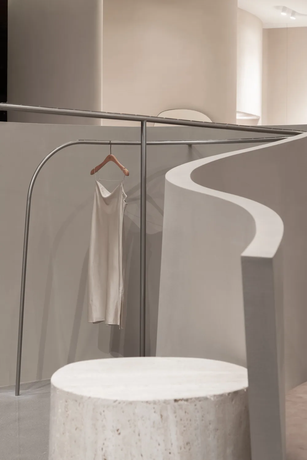 BIM Architecture | Interior Design Expressing the Beauty of Women: NEIWAI Flagship Store/Studiolite (SLT)