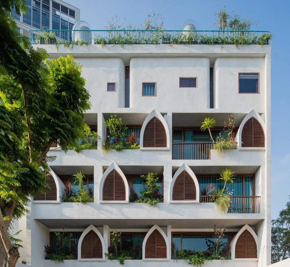 BIM Architecture | If the building is a wave: Le Bouton Hotel/D1 Architectural Studio