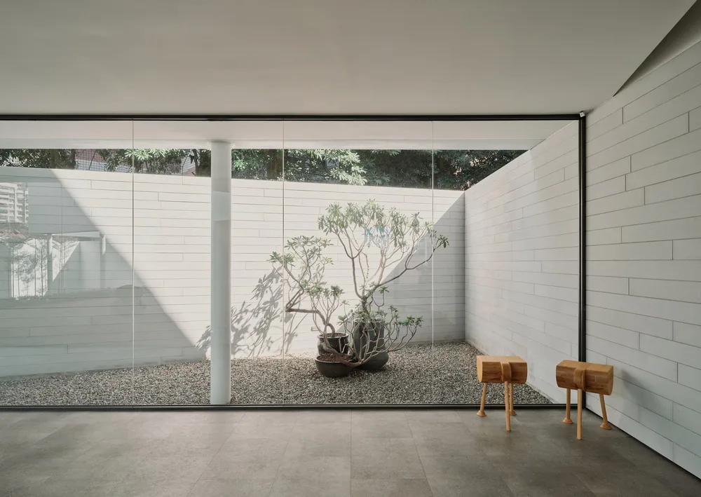 BIM Architecture | Reconstruction of Triad Courtyard/CYS.ASDO