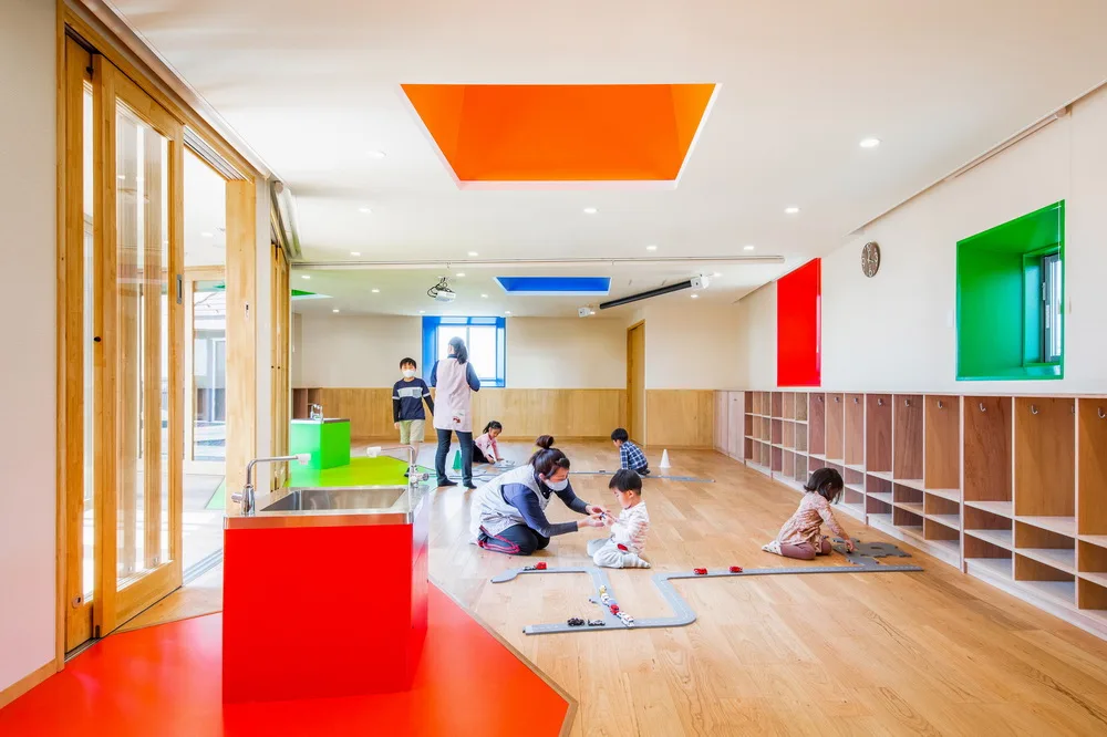 BIM architecture | Walk, crawl, bounce and jump! /teamLab Architects