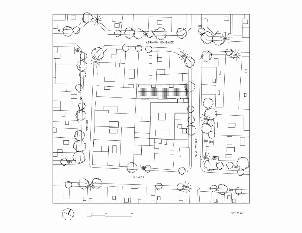BIM Architecture | New Ideas for Building Protection - Adding a Roof to Old Structures/PRODUCORA Firm