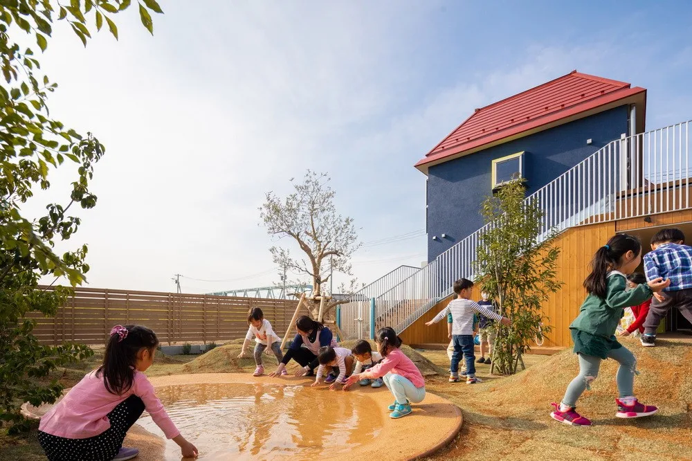 BIM architecture | Walk, crawl, bounce and jump! /teamLab Architects