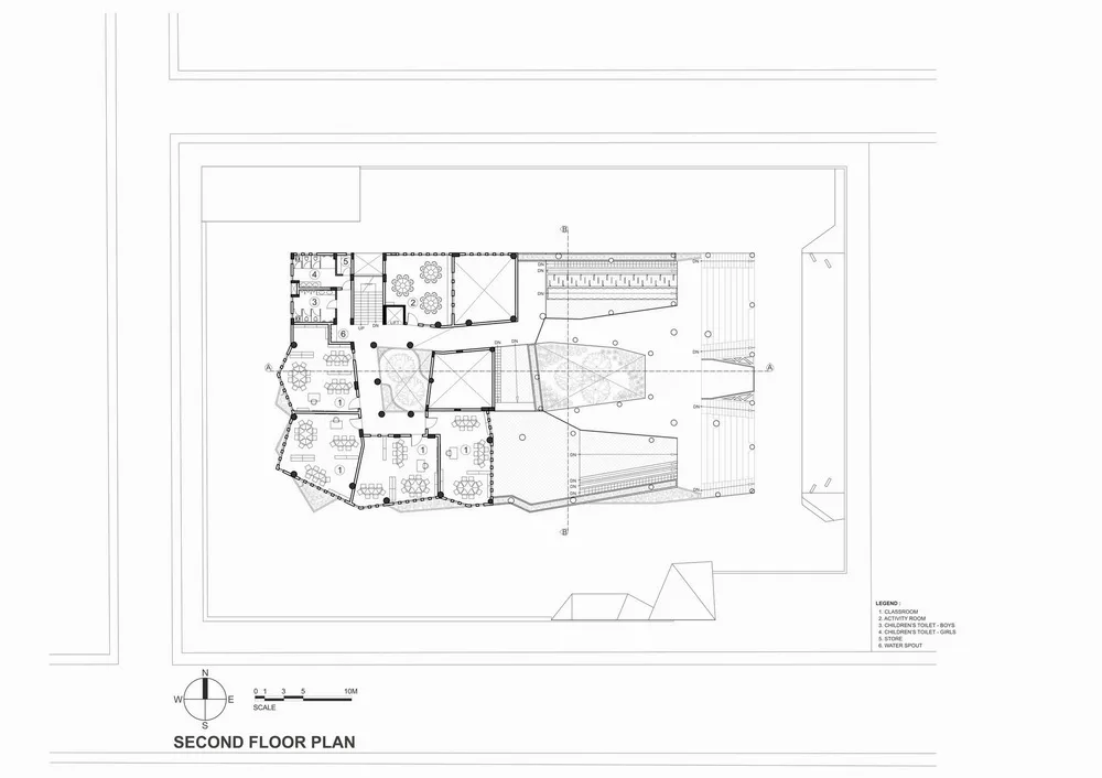BIM Architecture | Inspired by the triangular cheese in cartoons! /SferaBlu Architects