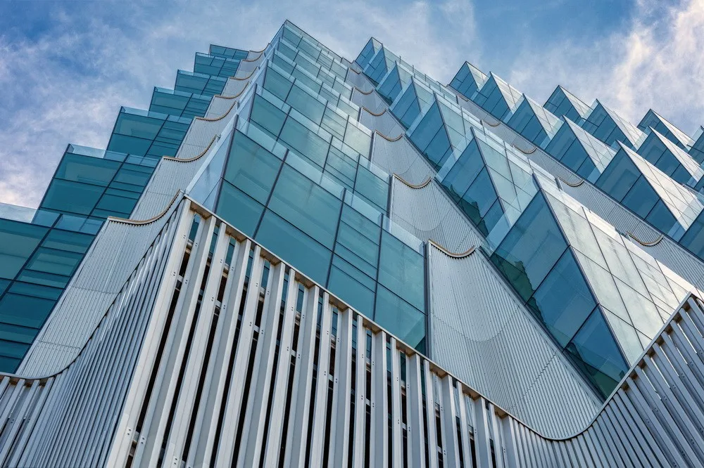 BIM Architecture | 'Sea Cucumber' Apartment Building: 100 King's Boulevard/Studio Gang