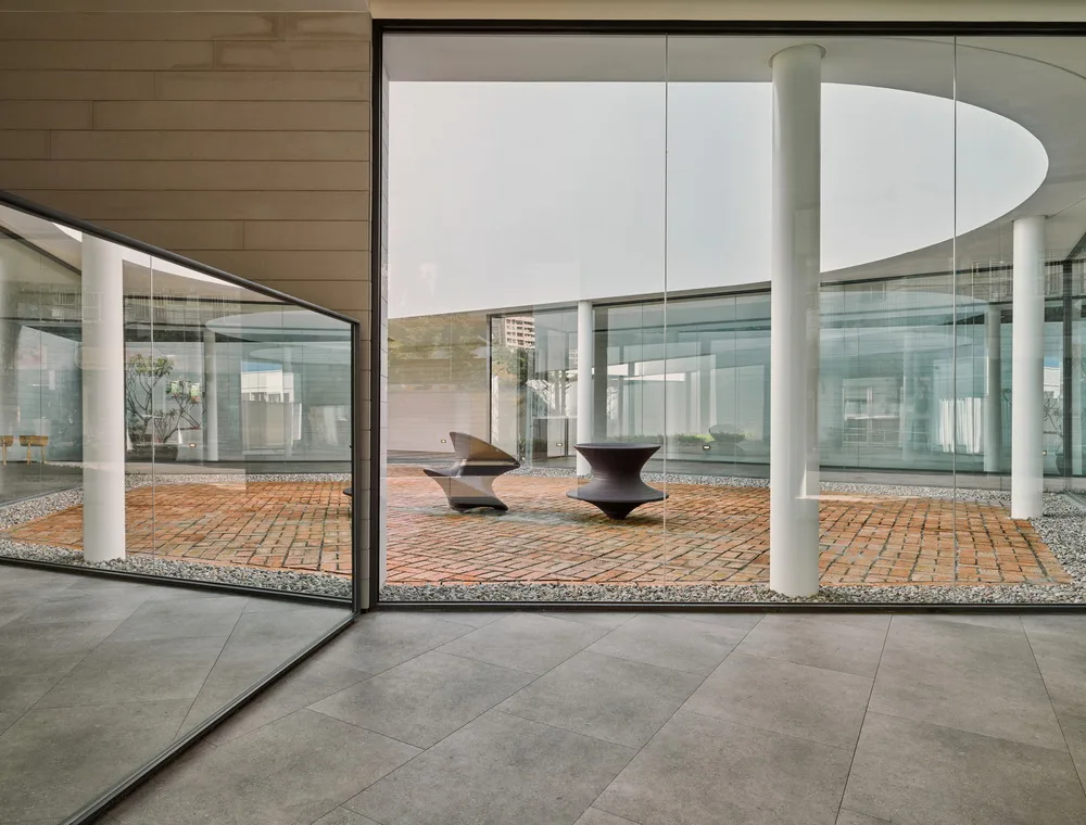 BIM Architecture | Reconstruction of Triad Courtyard/CYS.ASDO