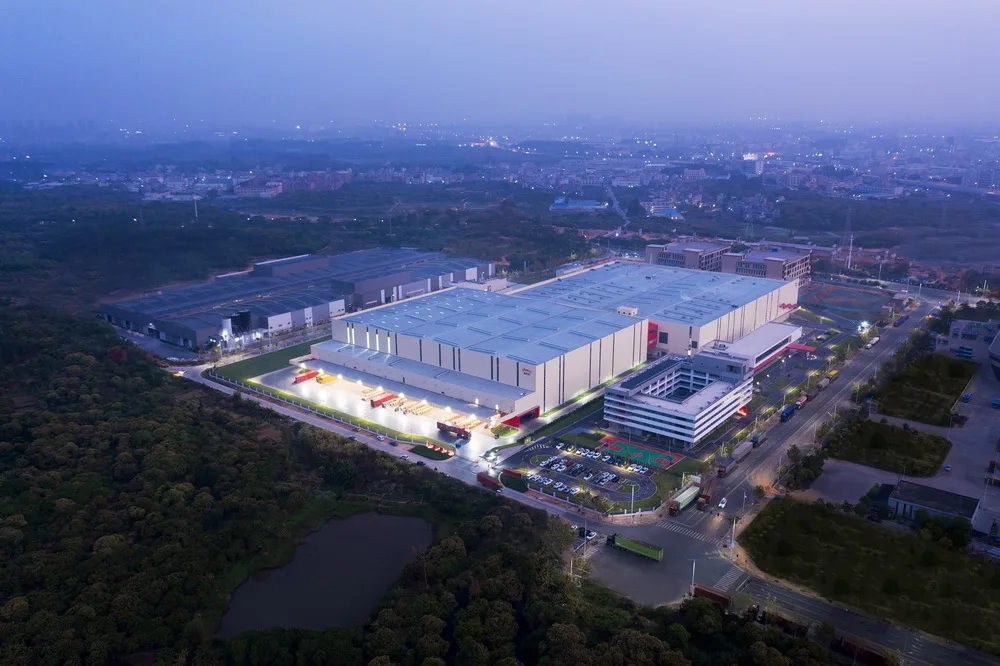BIM architecture | Ordering soda is as simple as that! Vita Food and Beverage Production Center/ZZT Industrial Building