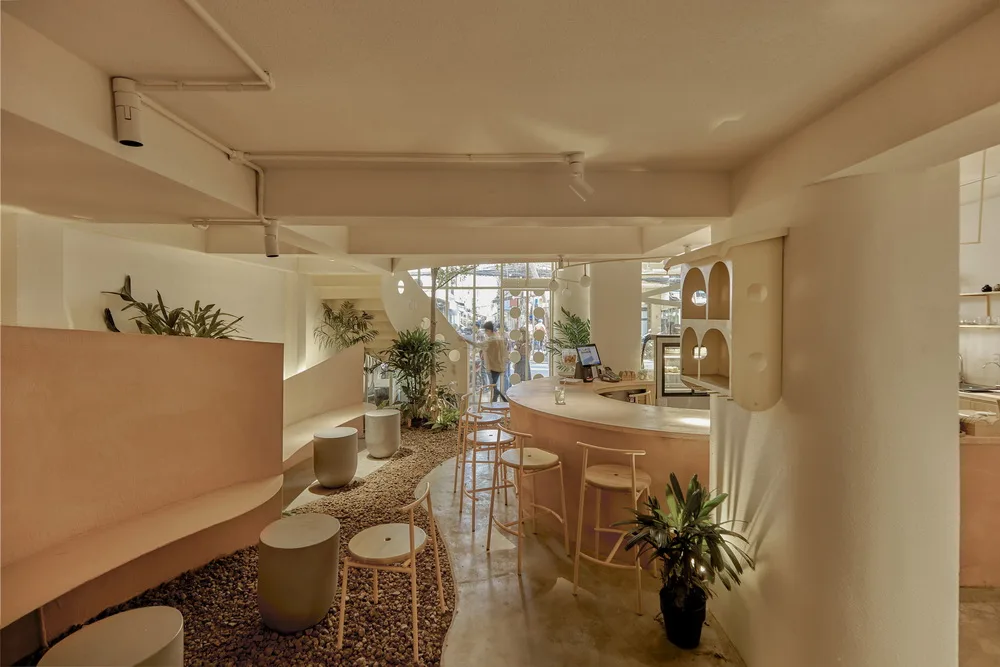 BIM Architecture | Vietnam Bird's Nest Cafe/Red5 studio+Ben Decor
