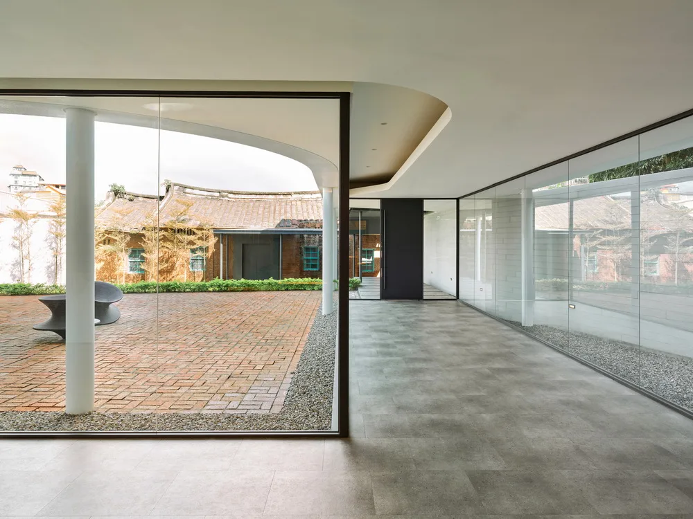 BIM Architecture | Reconstruction of Triad Courtyard/CYS.ASDO