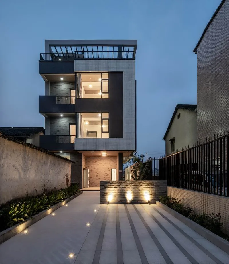 BIM Architecture | Forbes listed architect creates 400 square meter 'terraced house' with 700000 RMB/Toyoma Architects