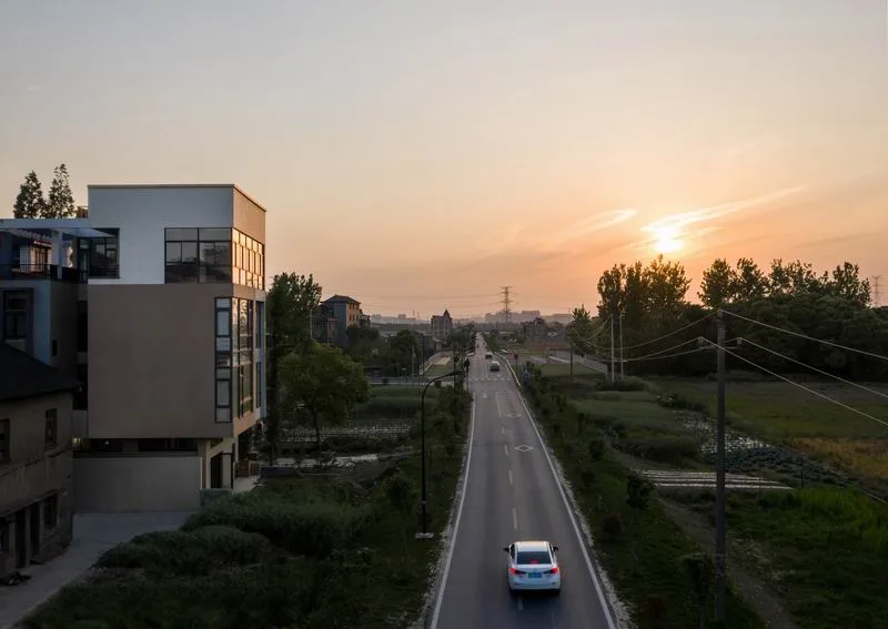 BIM Architecture | Forbes listed architect creates 400 square meter 'terraced house' with 700000 RMB/Toyoma Architects