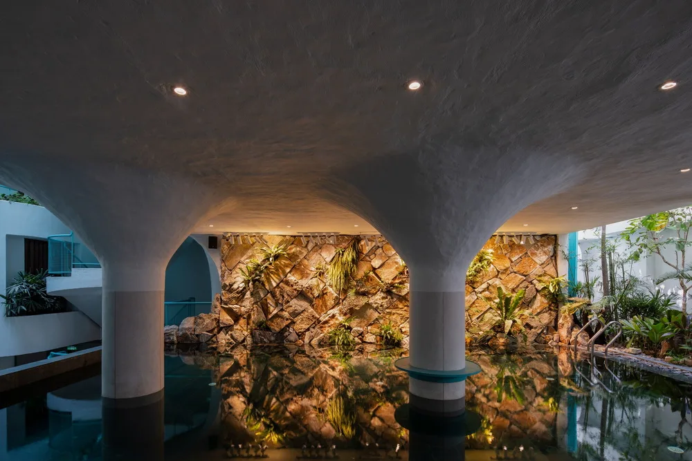 BIM Architecture | If the building is a wave: Le Bouton Hotel/D1 Architectural Studio