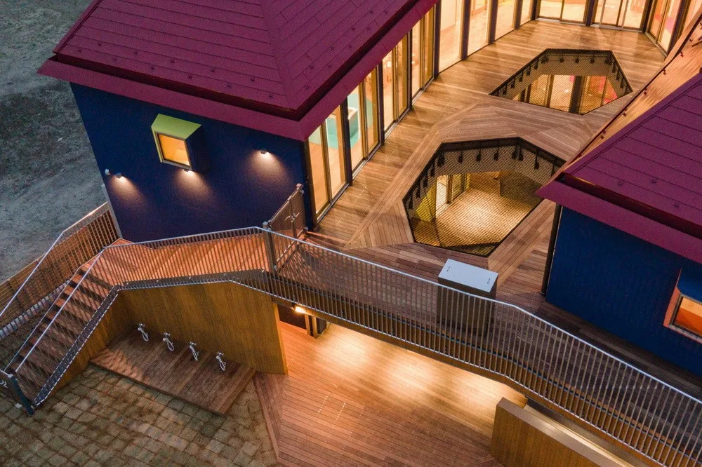 BIM architecture | Walk, crawl, bounce and jump! /teamLab Architects