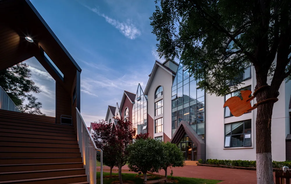 BIM Architecture | Tianjin Good Friends Forest Kindergarten/Deca Architecture