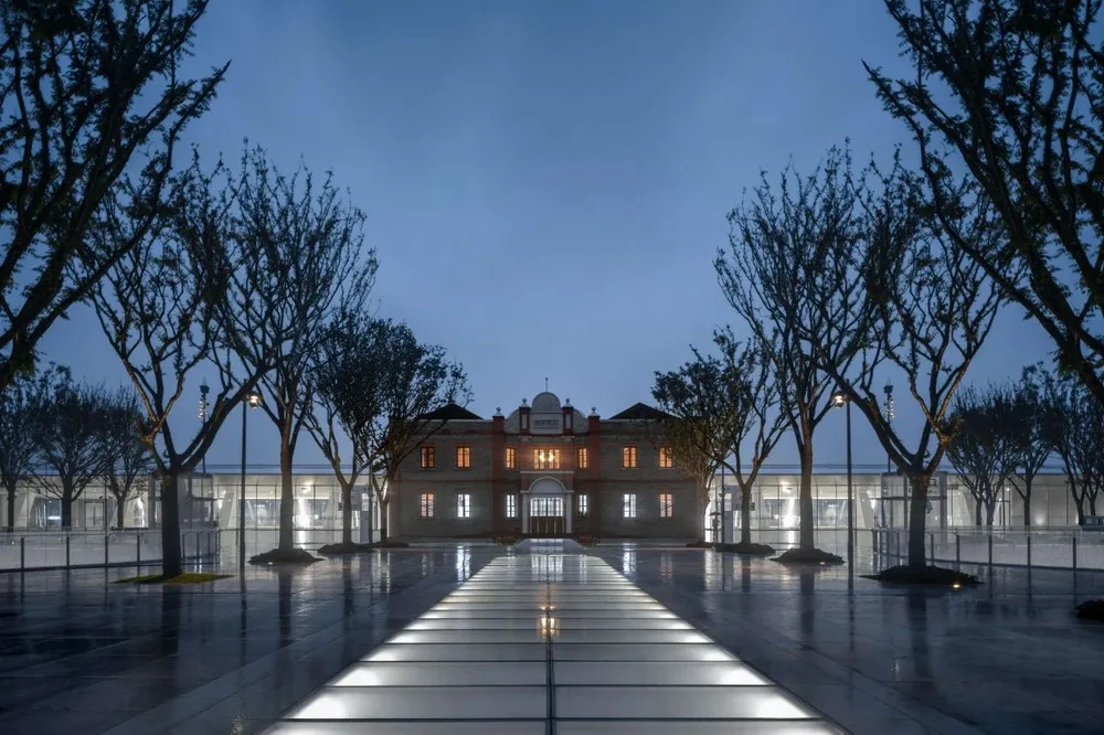 BIM Architecture | 'Railway Station in the Forest': Jiaxing Railway Station is now open for operation/MAD