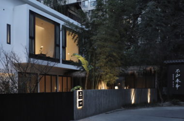 BIM Architecture: Integrating a Forest into Chengdu’s Urban Landscape with a Hidden Spring Tea House-BIM WORLD