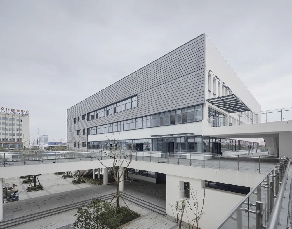 BIM Architecture | Refactoring 'Jiangnan Academy': Suzhou High tech Zone No.4 Middle School/Zhongheng Design
