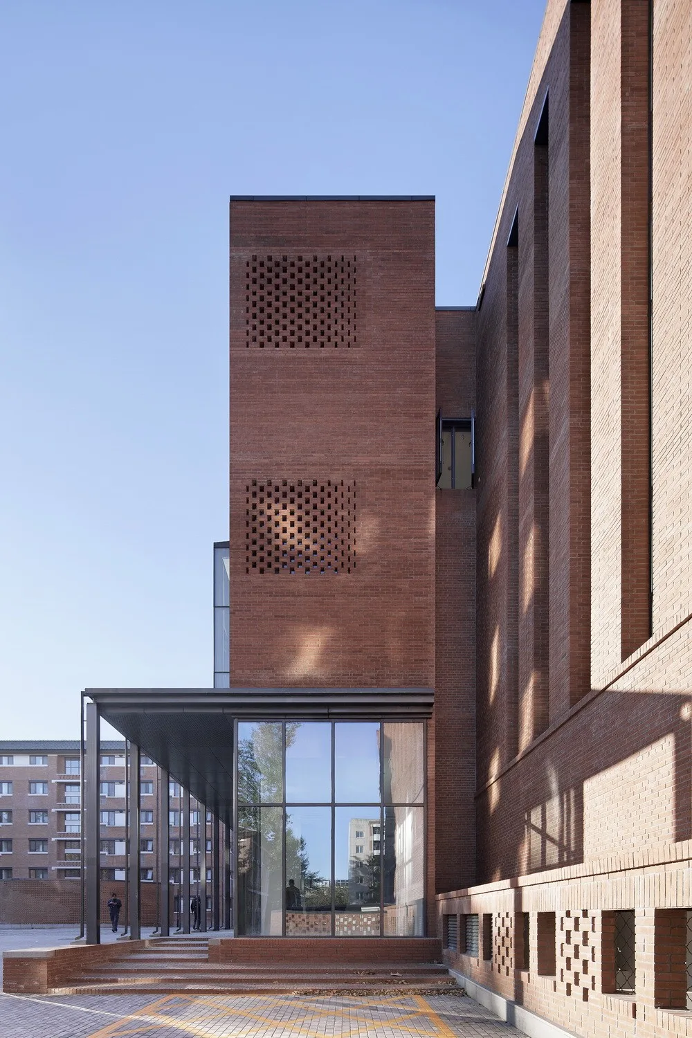 BIM Architecture | Tsinghua University South Campus Cafeteria and Career Guidance Center/Tsinghua University School of Architecture Simple Architecture Studio