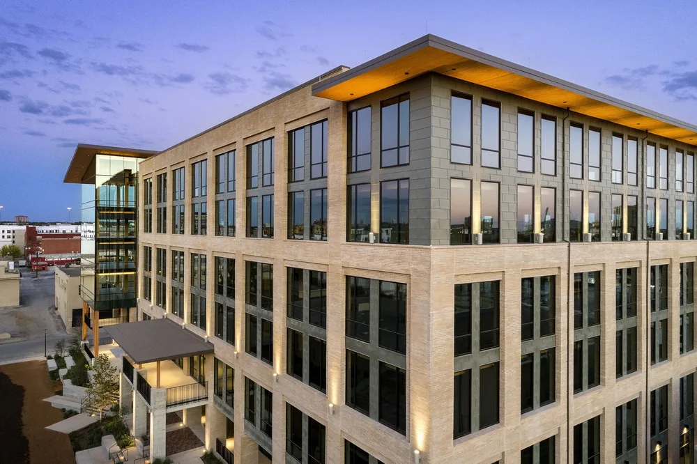 BIM Architecture | Texas's First Large Wooden Office Building 'The Soto' / BOKA Powell