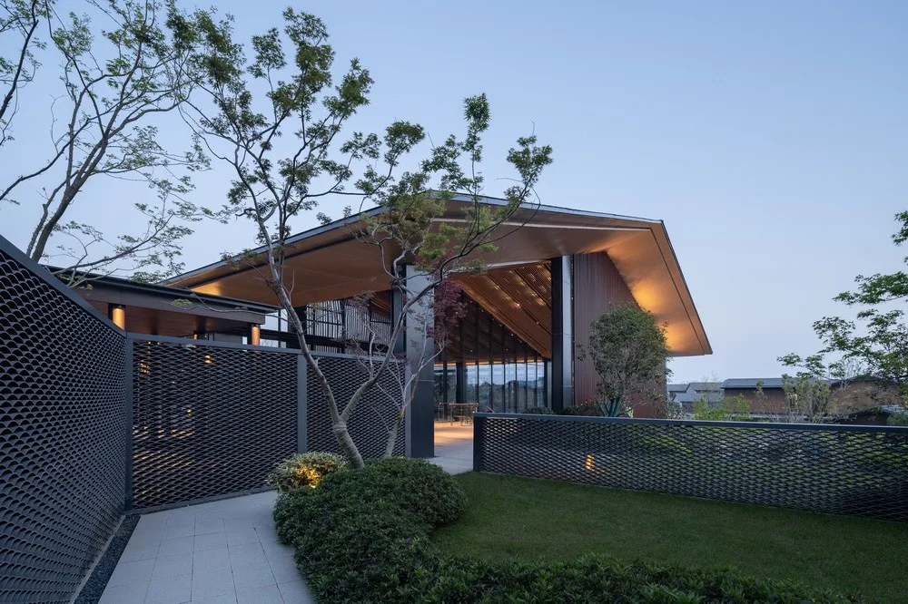 BIM Architecture | Texture Stitching: Nanjing Guchengwan Kaiyuan Resort Hotel/Meng Fanhao - Gad × line+