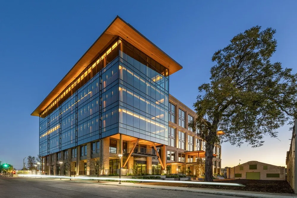 BIM Architecture | Texas's First Large Wooden Office Building 'The Soto' / BOKA Powell
