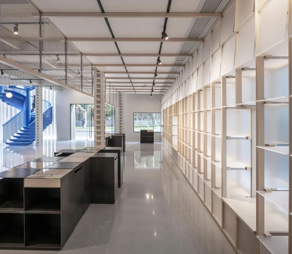 BIM Architecture | Architectural Renewal of Longshang Bookstore at East China University of Science and Technology - Reshaping the Place of Light and Memory/畎 Mu Architecture