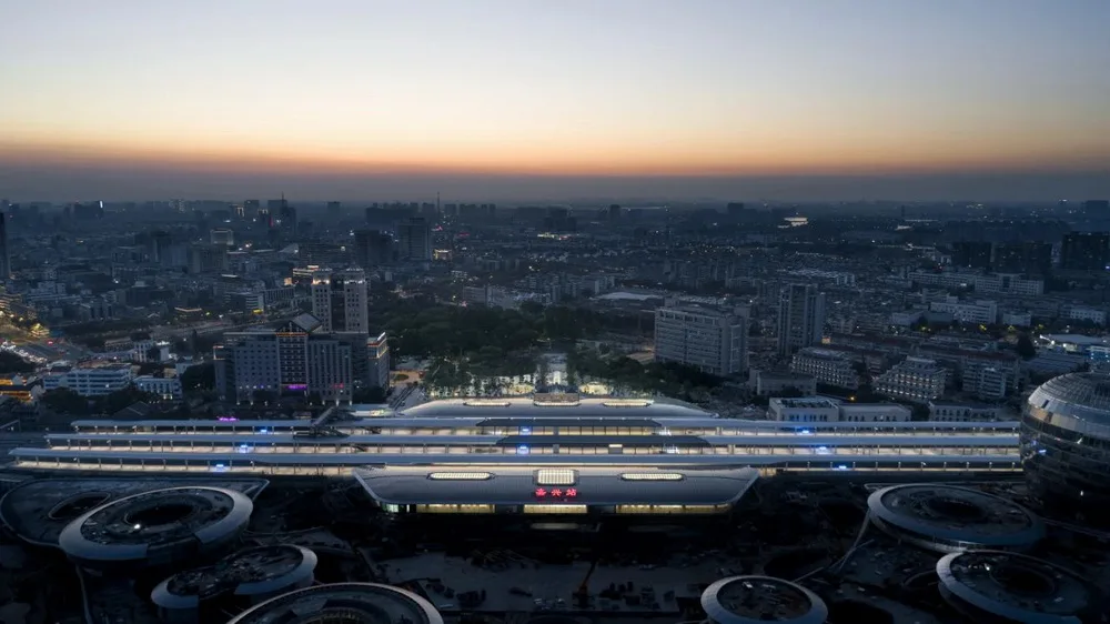 BIM Architecture | 'Railway Station in the Forest': Jiaxing Railway Station is now open for operation/MAD