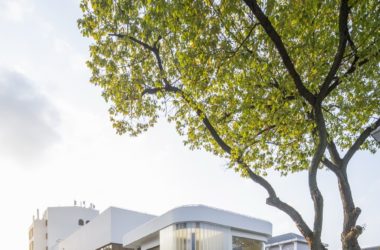BIM Architecture: Revitalizing Longshang Bookstore at East China University of Science and Technology – A New Vision of Light and Memory by 畎 Mu Architecture-BIM WORLD