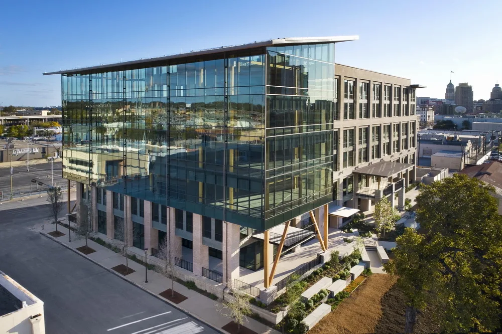 BIM Architecture | Texas's First Large Wooden Office Building 'The Soto' / BOKA Powell