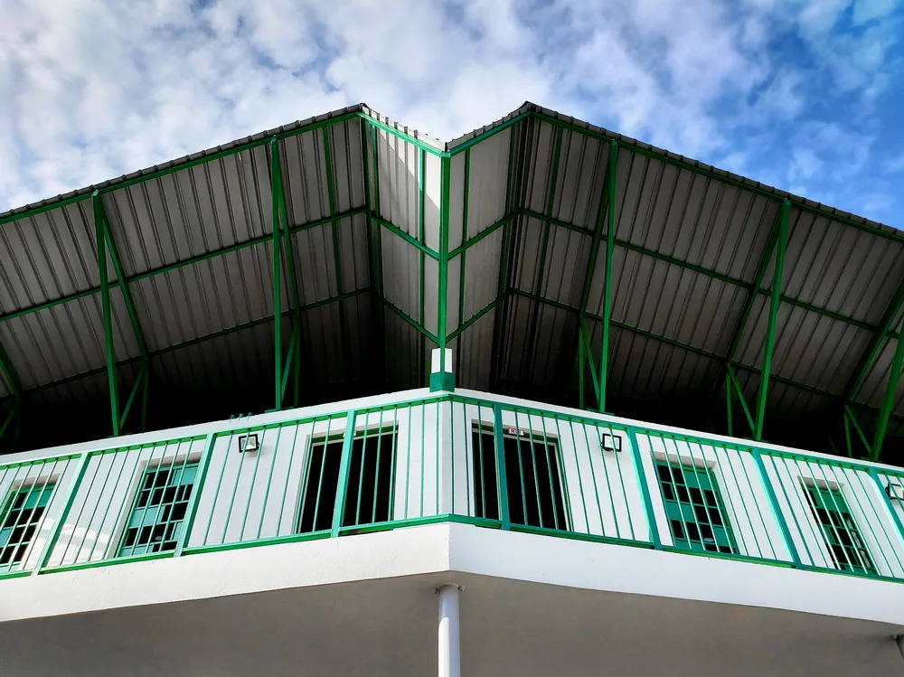 BIM Architecture | Modular Campus Construction, Responding to Site Environment and Cost Limitations/Studio PHH Architects