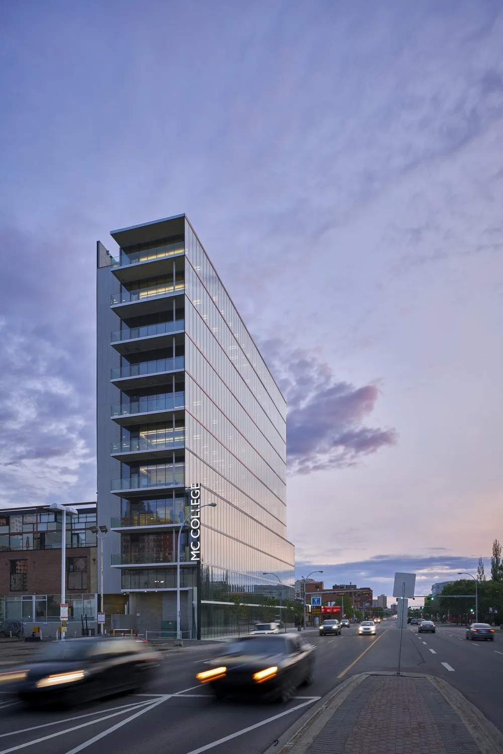 BIM Architecture | Edge Office Building, Solar Panels Covered Facade/Dub Architects