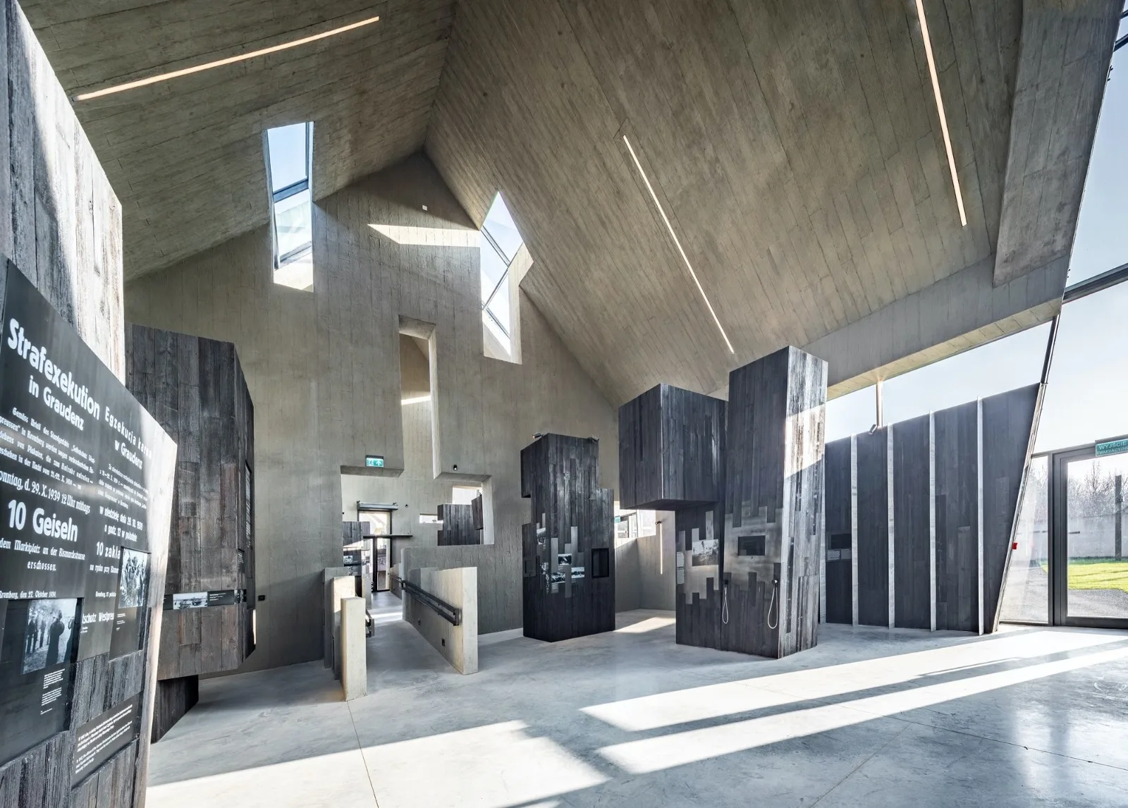 BIM Architecture | Polish Martyrs' Mausoleum/Nizio Design International
