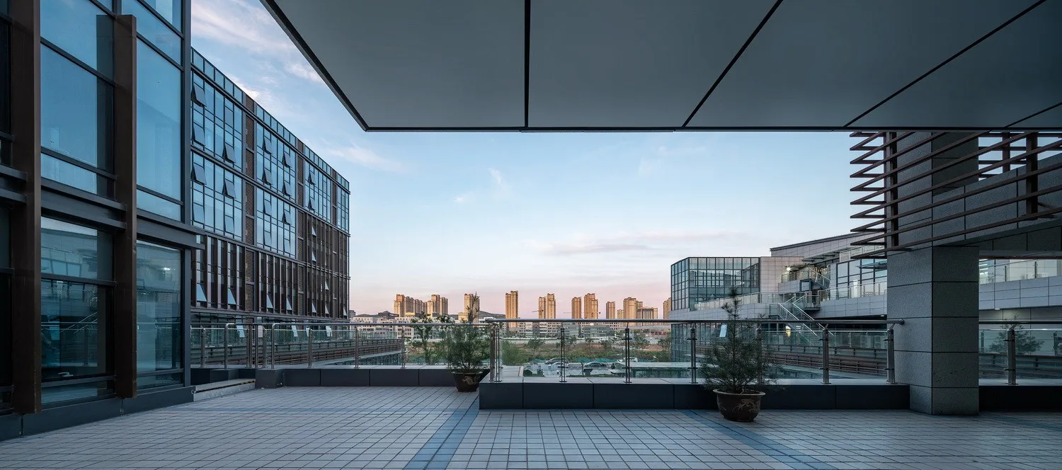 BIM Architecture | Living Container in Innovation Valley/Beijing Longyuan Kejian Architectural Design Co., Ltd