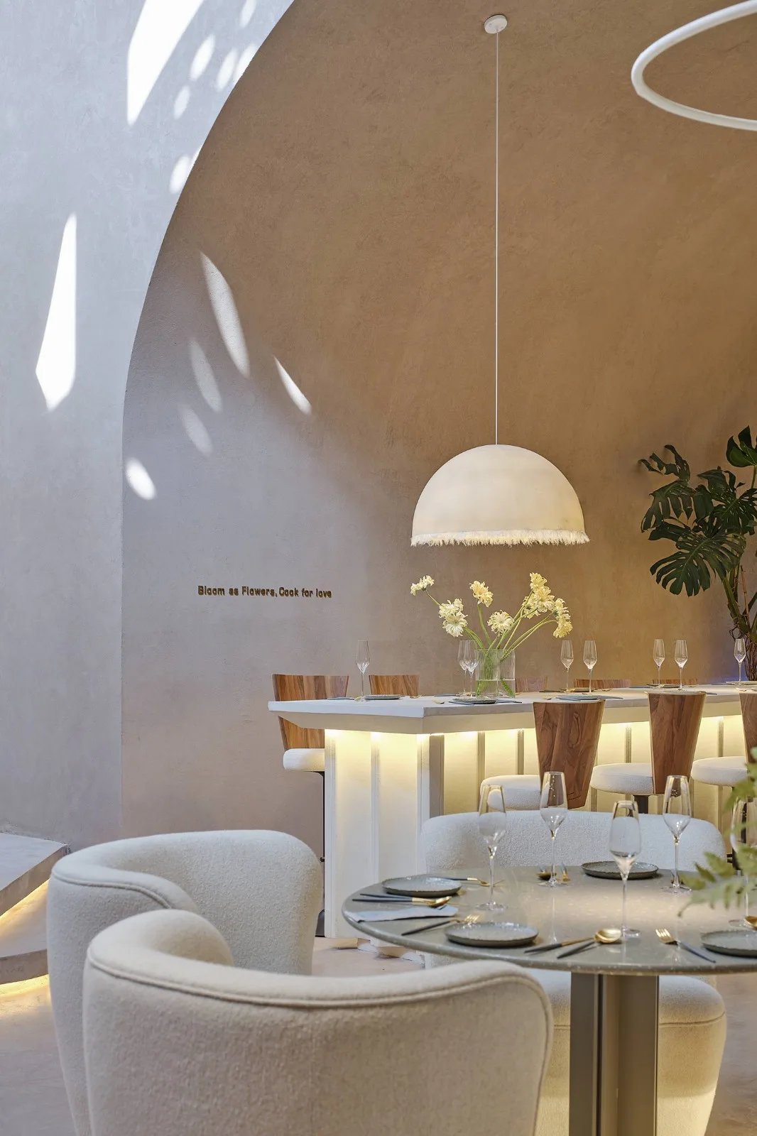 BIM Architecture | Flower Kitchen Designer "She" and His Ninth Love/Liang Zhu Design Firm