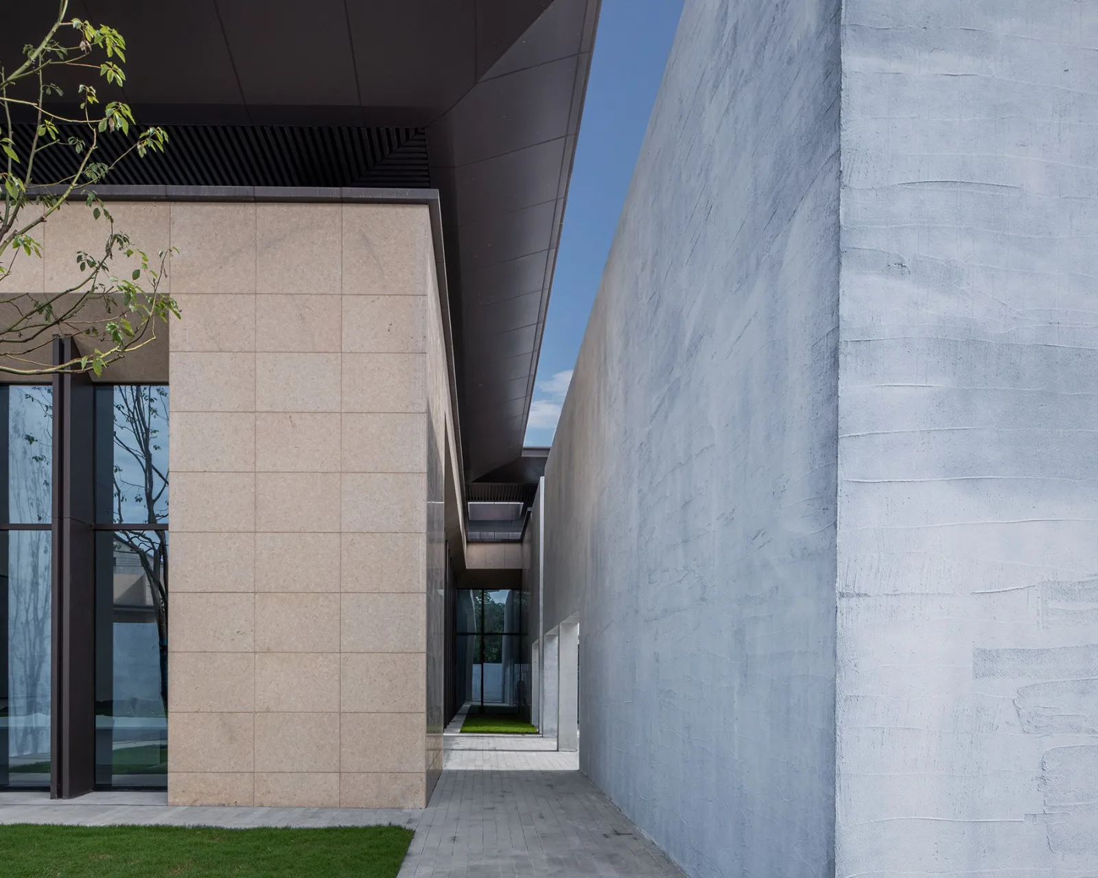 BIM Architecture | Ceramic Red Memory Hall Renovation/One Studio