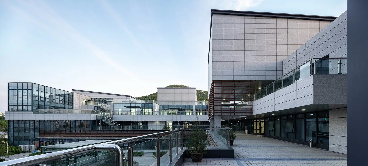 BIM Architecture | Living Container in Innovation Valley/Beijing Longyuan Kejian Architectural Design Co., Ltd