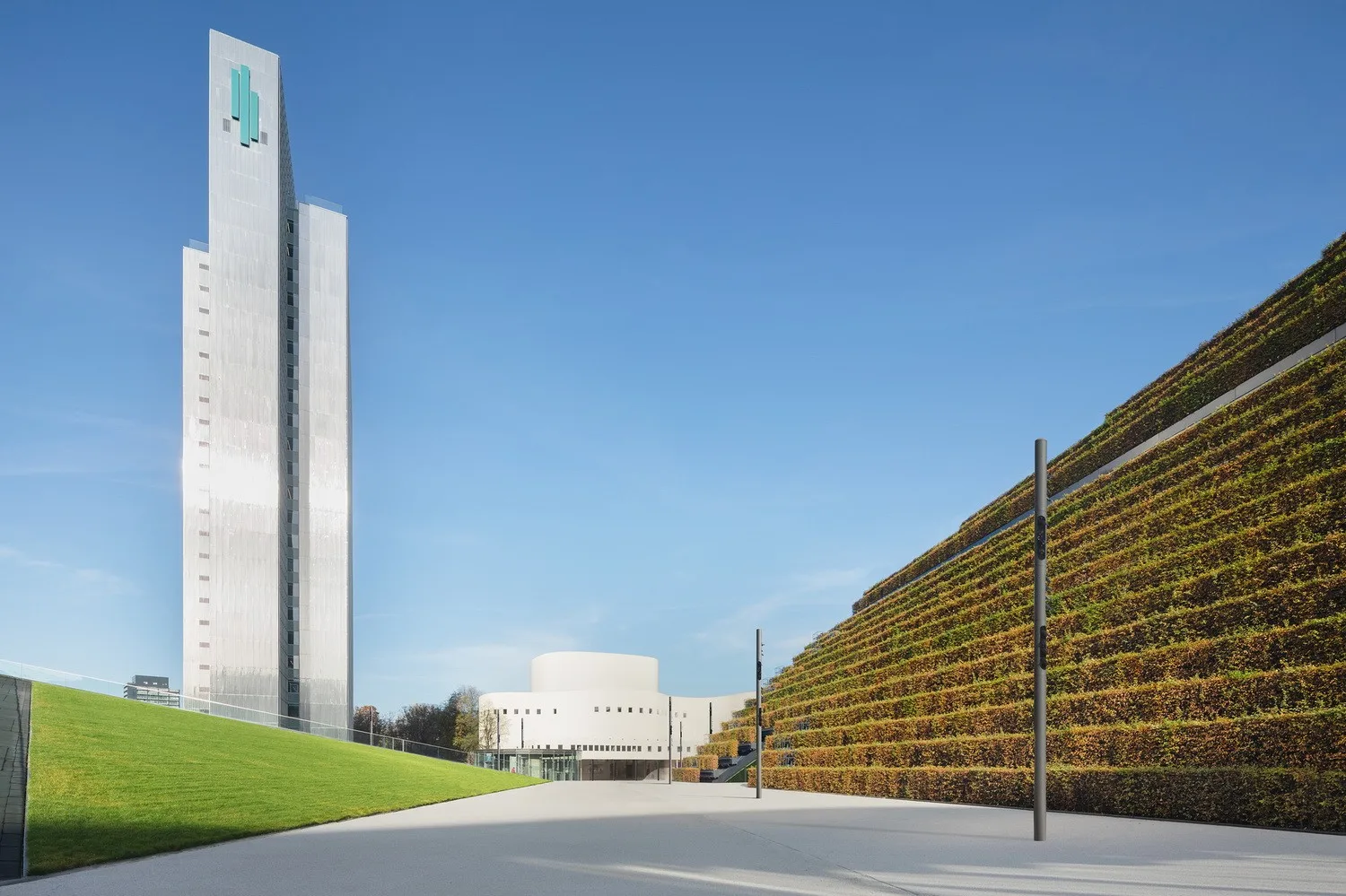 BIM Architecture | The largest green facade building in Europe, Kö-Bogen II commercial complex/ingenhoven architects
