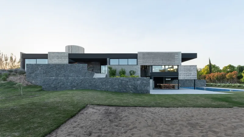 BIM Architecture | Mono Residential/Patio Estudio