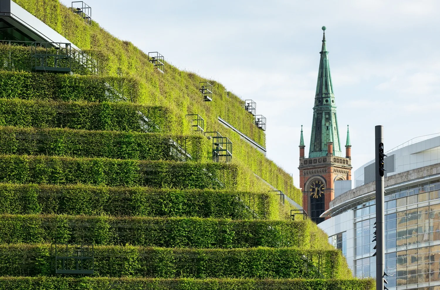 BIM Architecture | The largest green facade building in Europe, Kö-Bogen II commercial complex/ingenhoven architects