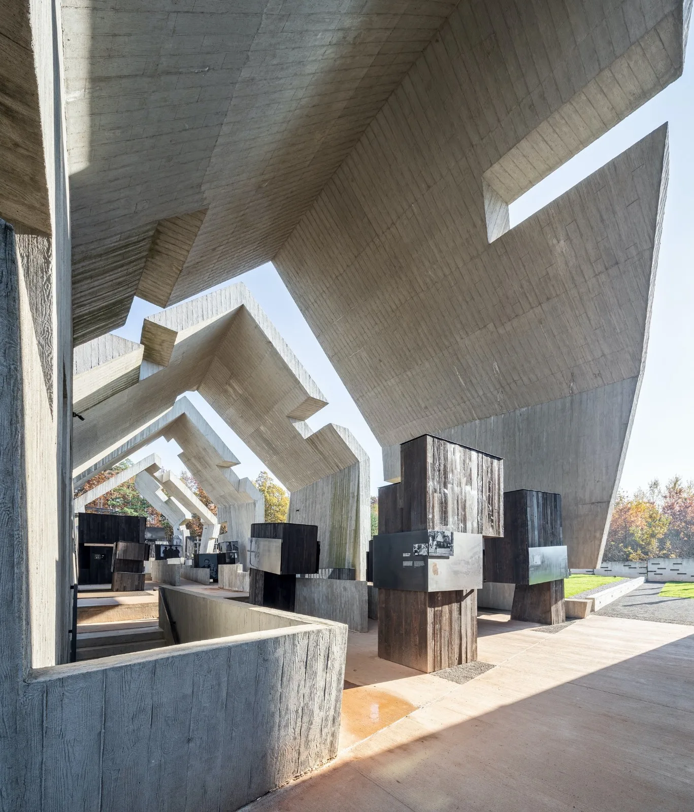 BIM Architecture | Polish Martyrs' Mausoleum/Nizio Design International