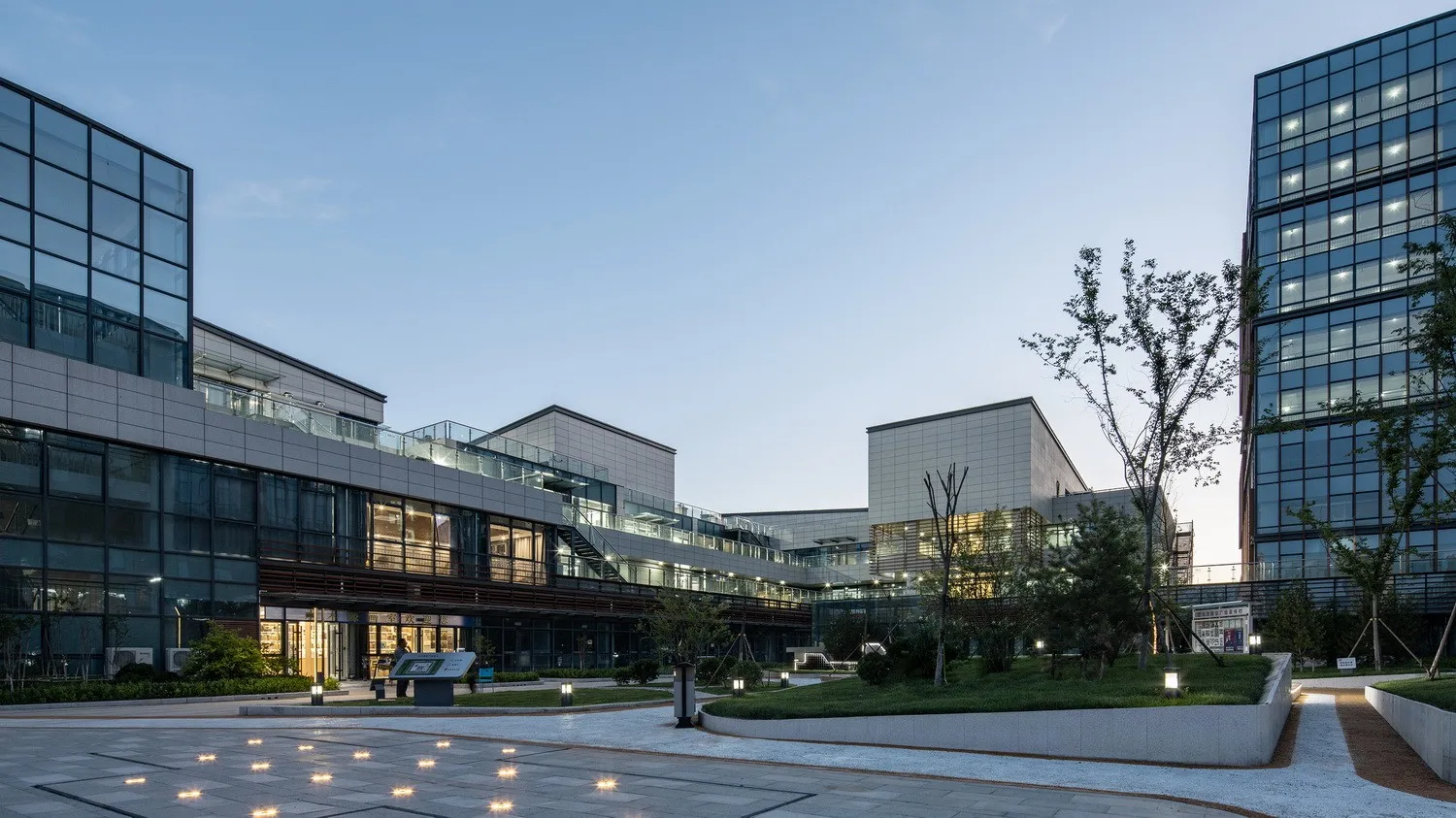 BIM Architecture | Living Container in Innovation Valley/Beijing Longyuan Kejian Architectural Design Co., Ltd