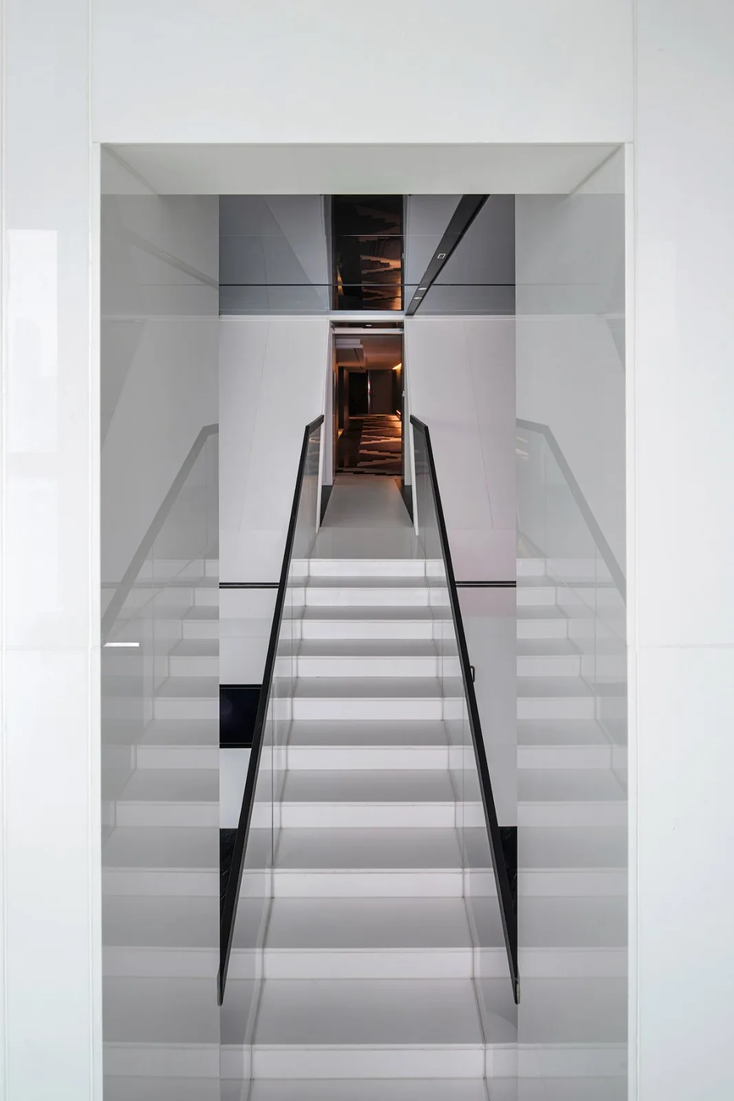 BIM Architecture | ISEYA Floating Cloud High Altitude Hotel [Chaotianmen Flagship Store]/Preaching Space Design