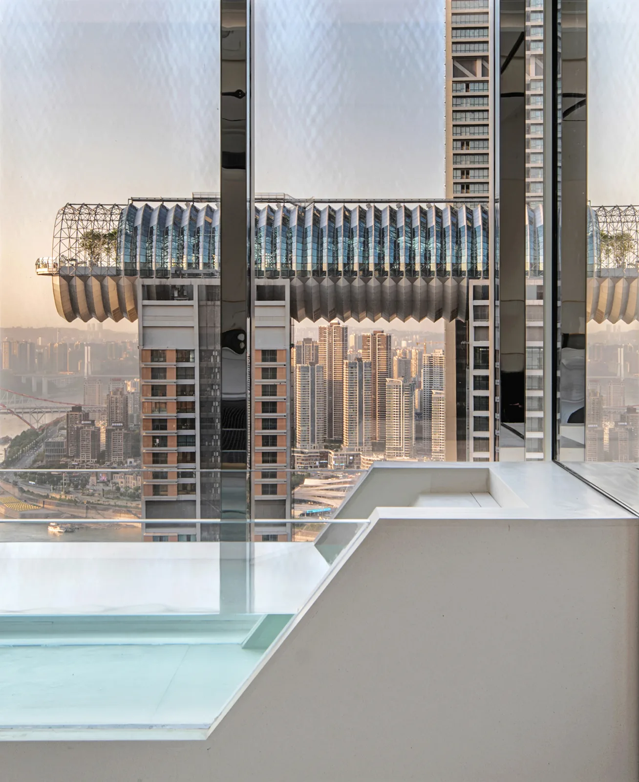 BIM Architecture | ISEYA Floating Cloud High Altitude Hotel [Chaotianmen Flagship Store]/Preaching Space Design