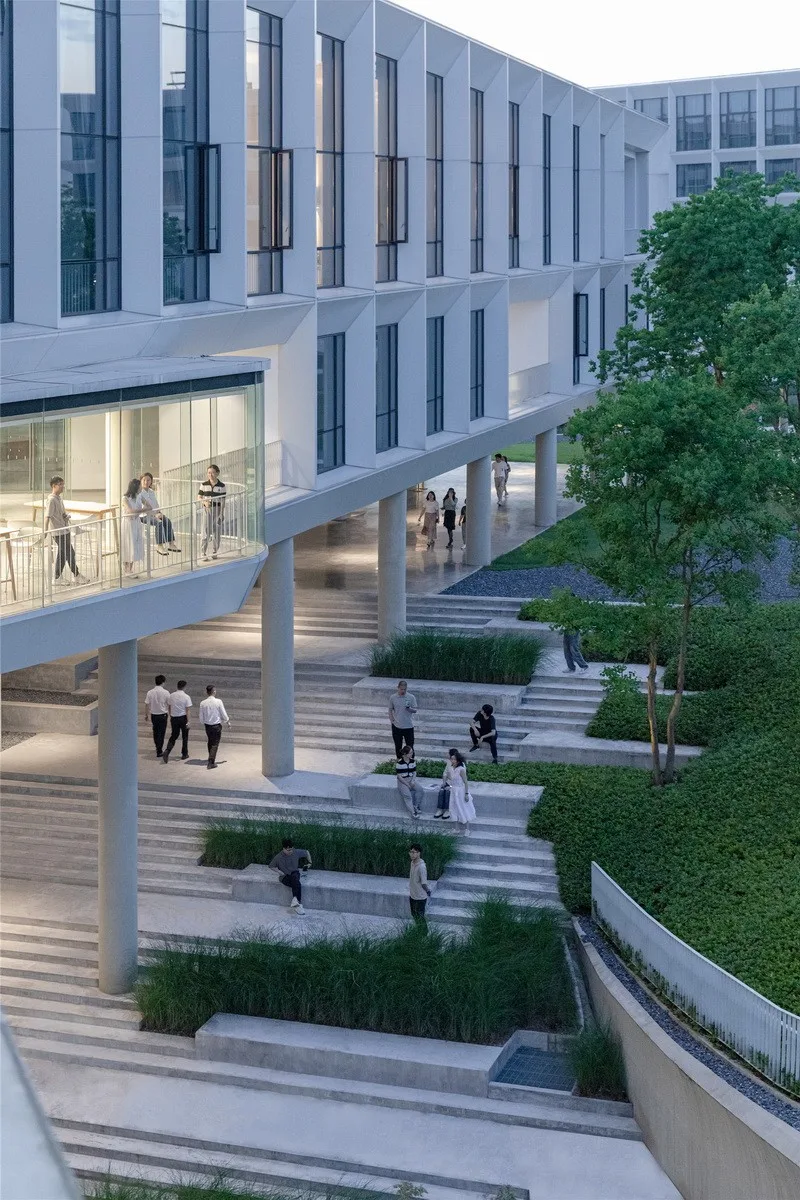 BIM architecture | Space shaping in line with the trend, designed by Zhejiang Jiande Airport Aviation Industry University Research Base/Gad Jiedi