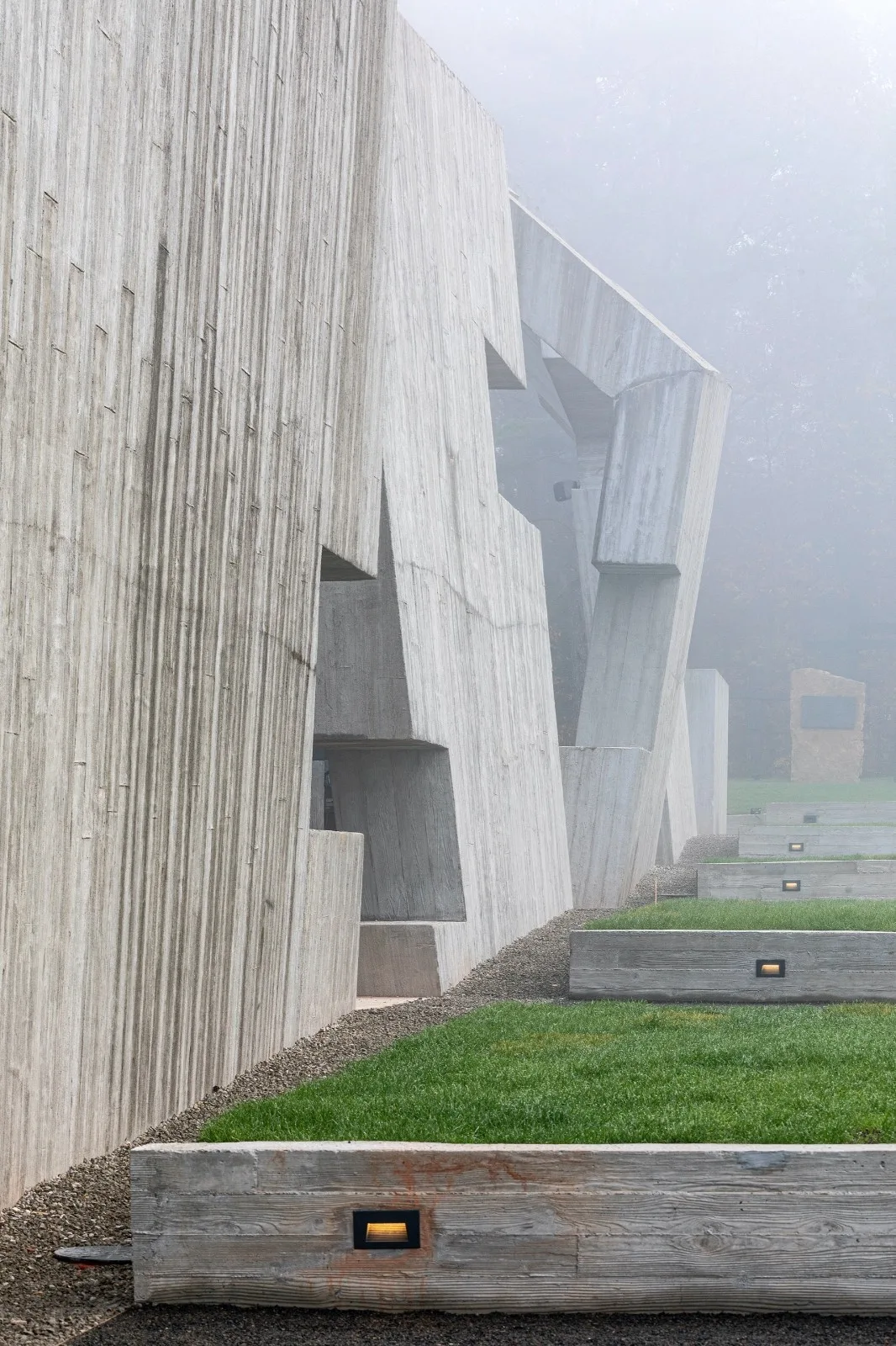 BIM Architecture | Polish Martyrs' Mausoleum/Nizio Design International