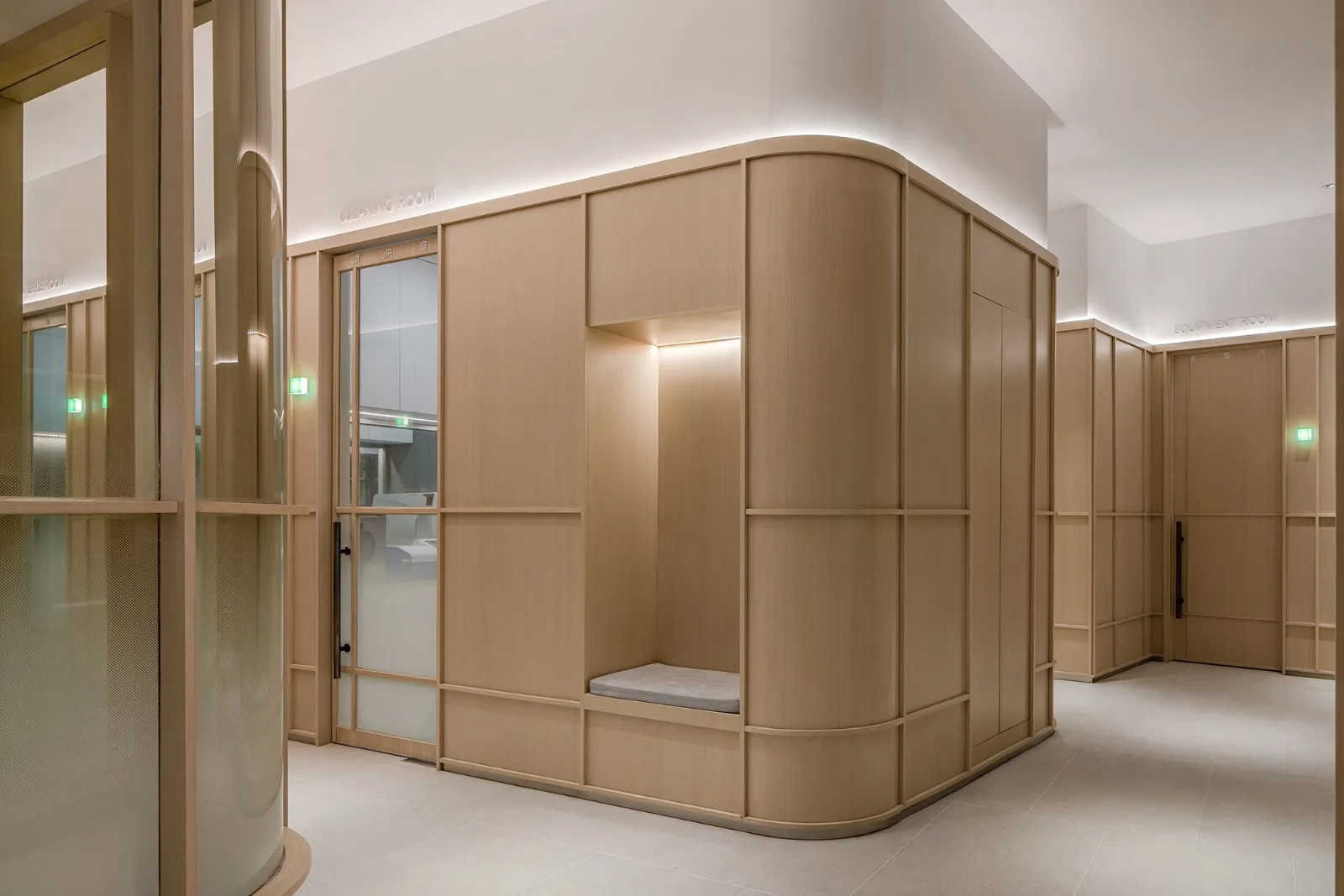 BIM Architecture | Ruixiang Dental, a relaxed and peaceful clinic/Interior Design by Wang Weihang