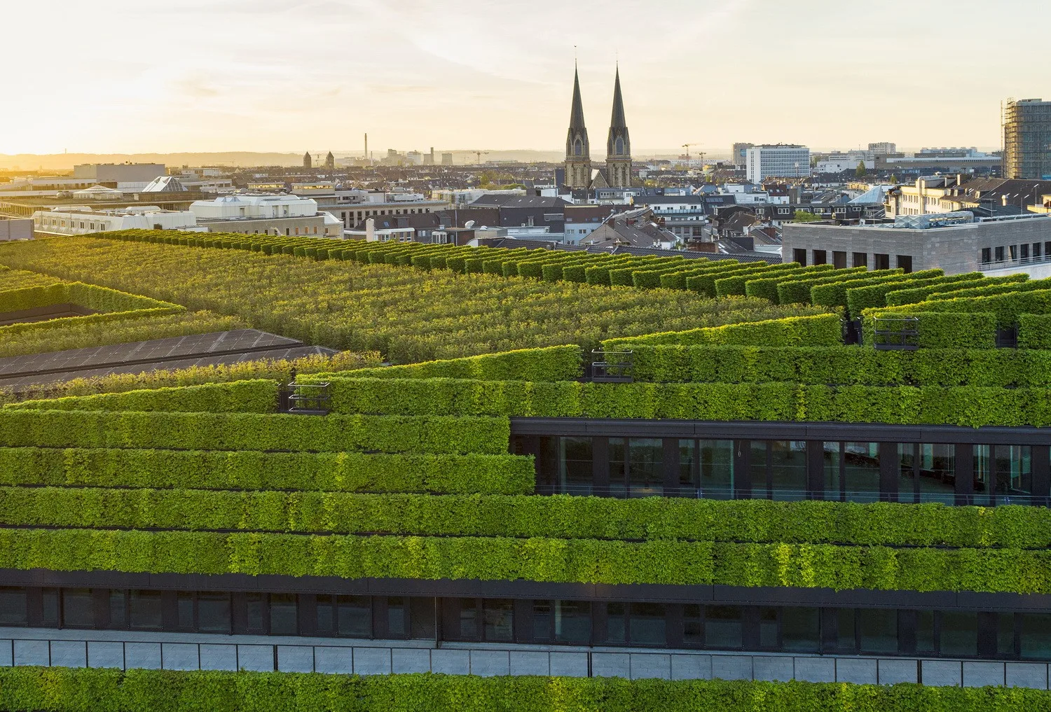 BIM Architecture | The largest green facade building in Europe, Kö-Bogen II commercial complex/ingenhoven architects