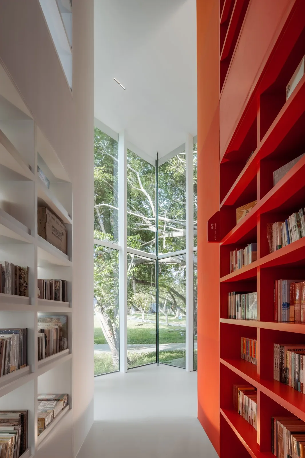 BIM Architecture | Tianya Bookstore, the song of ice and fire in the southernmost (difficult) bookstore in China/Utopia Lab