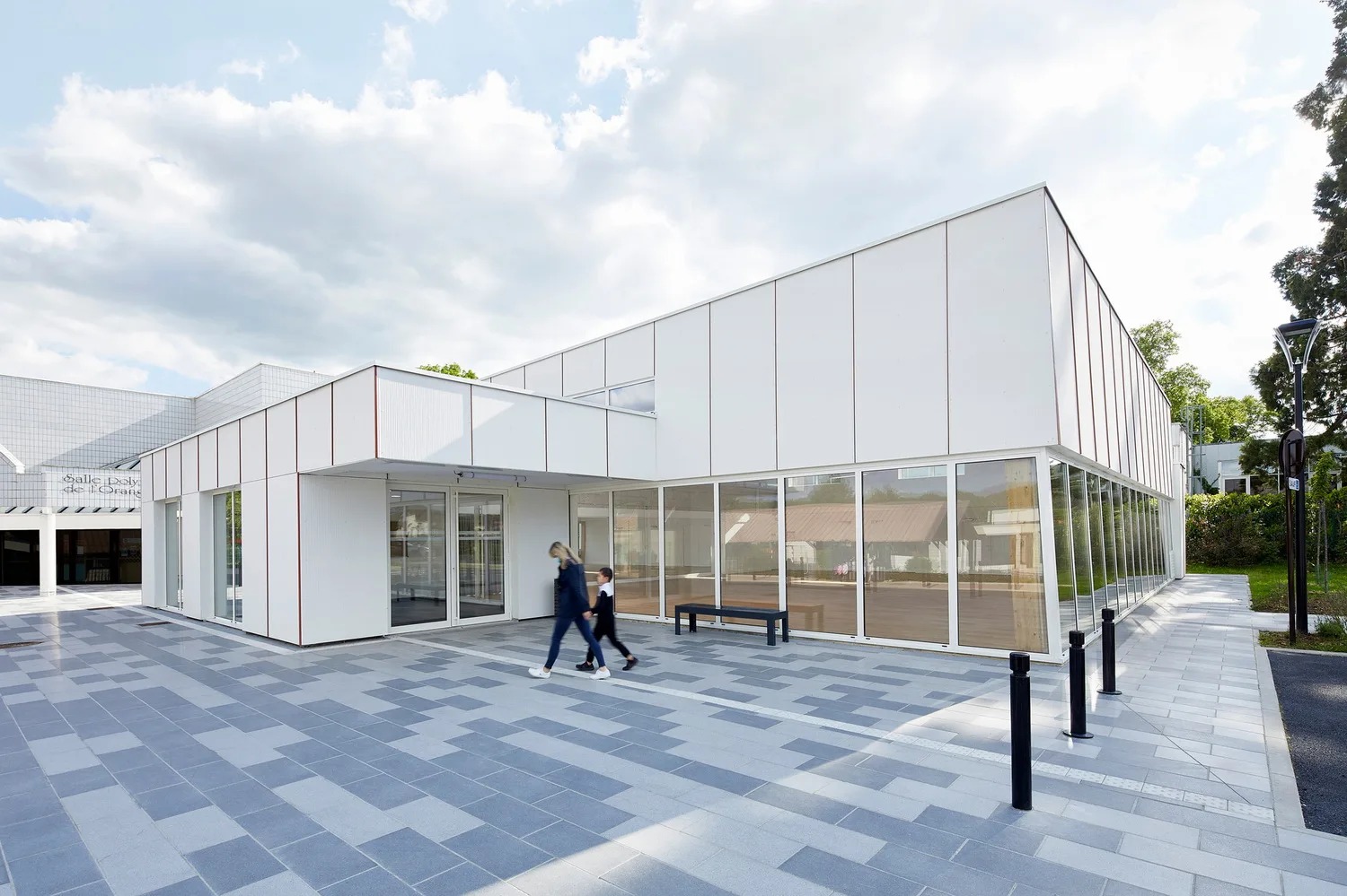 BIM Architecture | France's First Cannabis Concrete Block Sports Center/Lunar Lemoal Architects