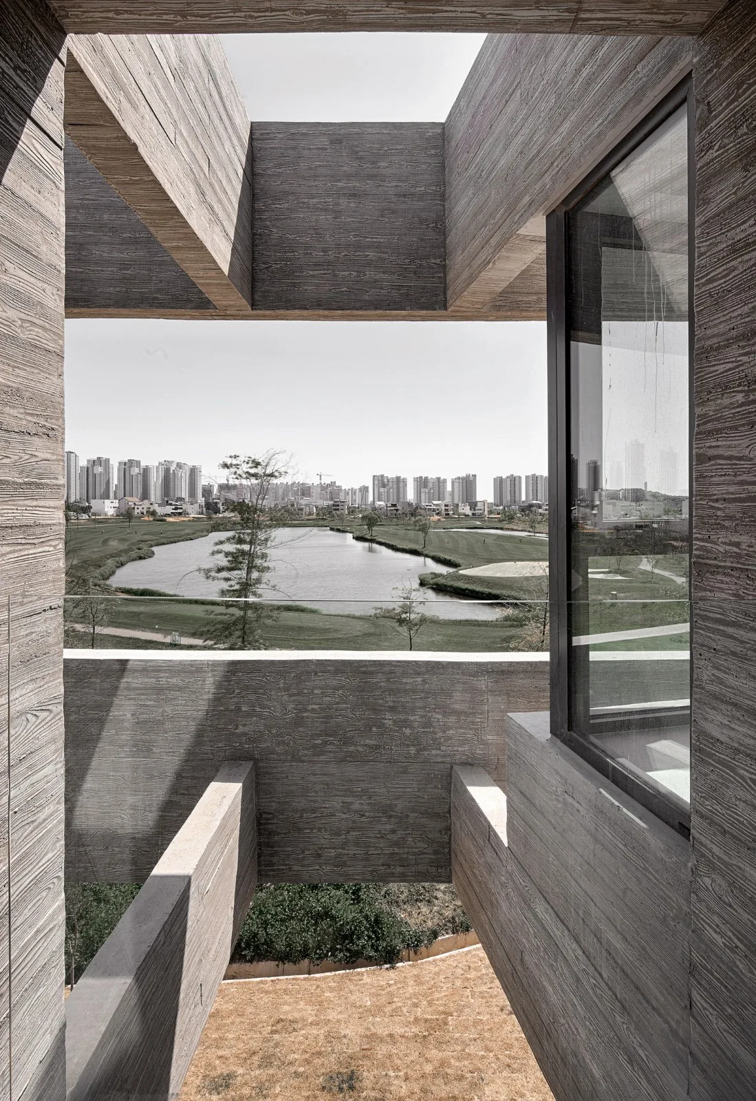 BIM Architecture | L.M Residential/DESIGN GROUP COLLABO