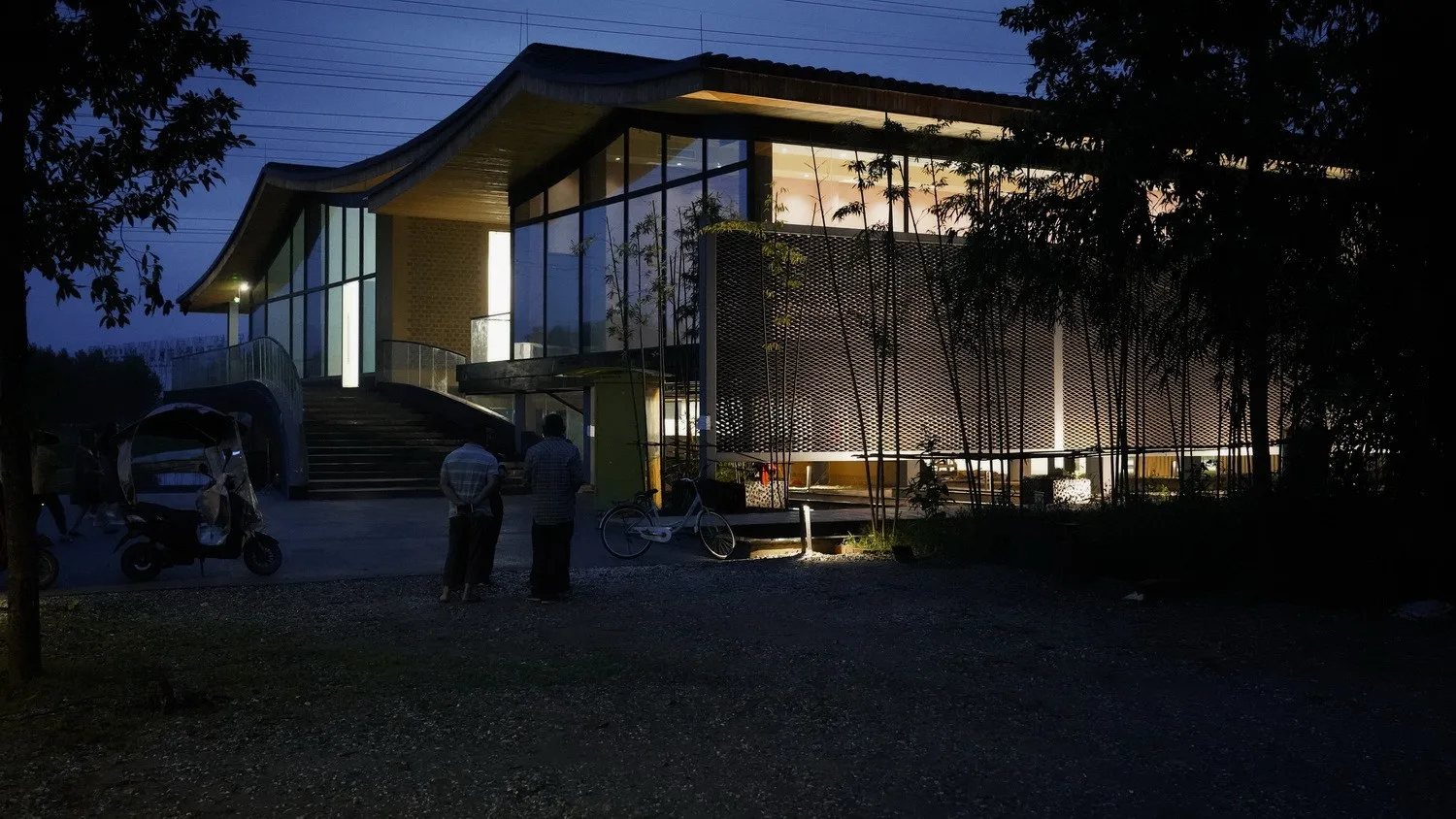 BIM Architecture | The Best Grain and Oil in the Fields - A Courtyard on the Farmland, a Paradise in the Village/Xiaoyin Architecture Firm